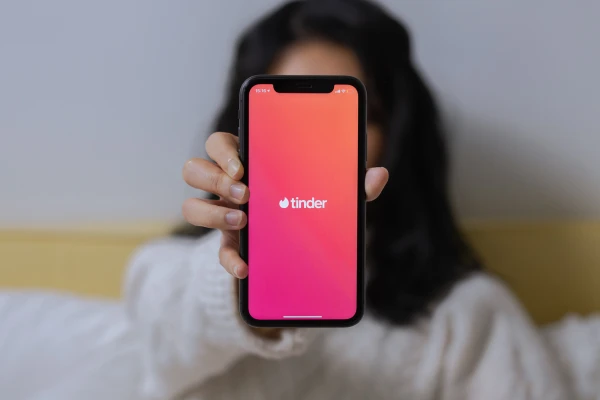 Tinder-Vale-a-Pena-Entenda-o-App-de-Namoro-Mais-Usado